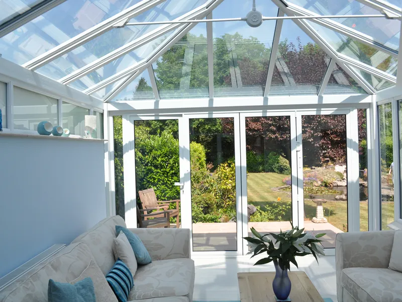 Bifold Brockley
