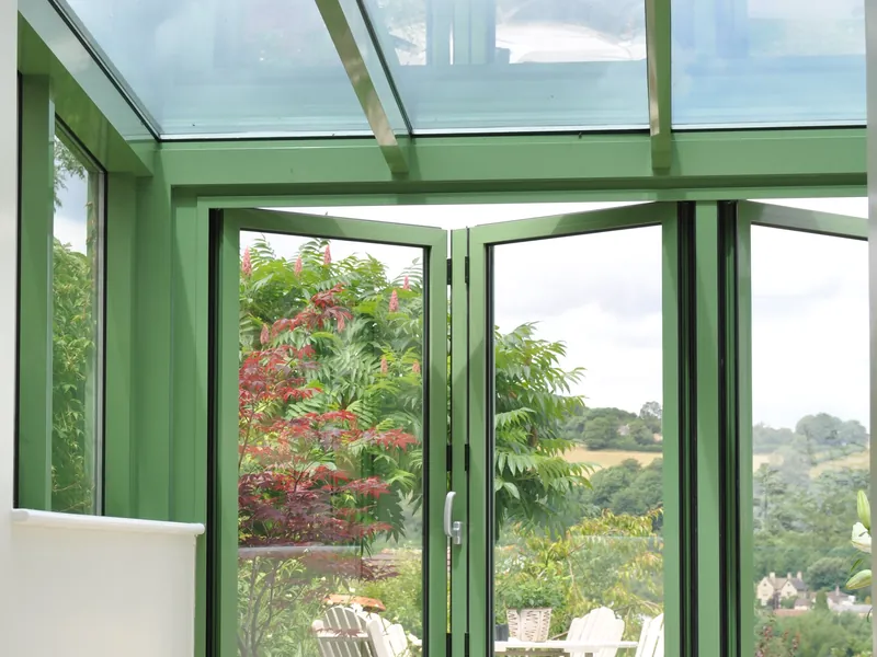 Bifold Brockley